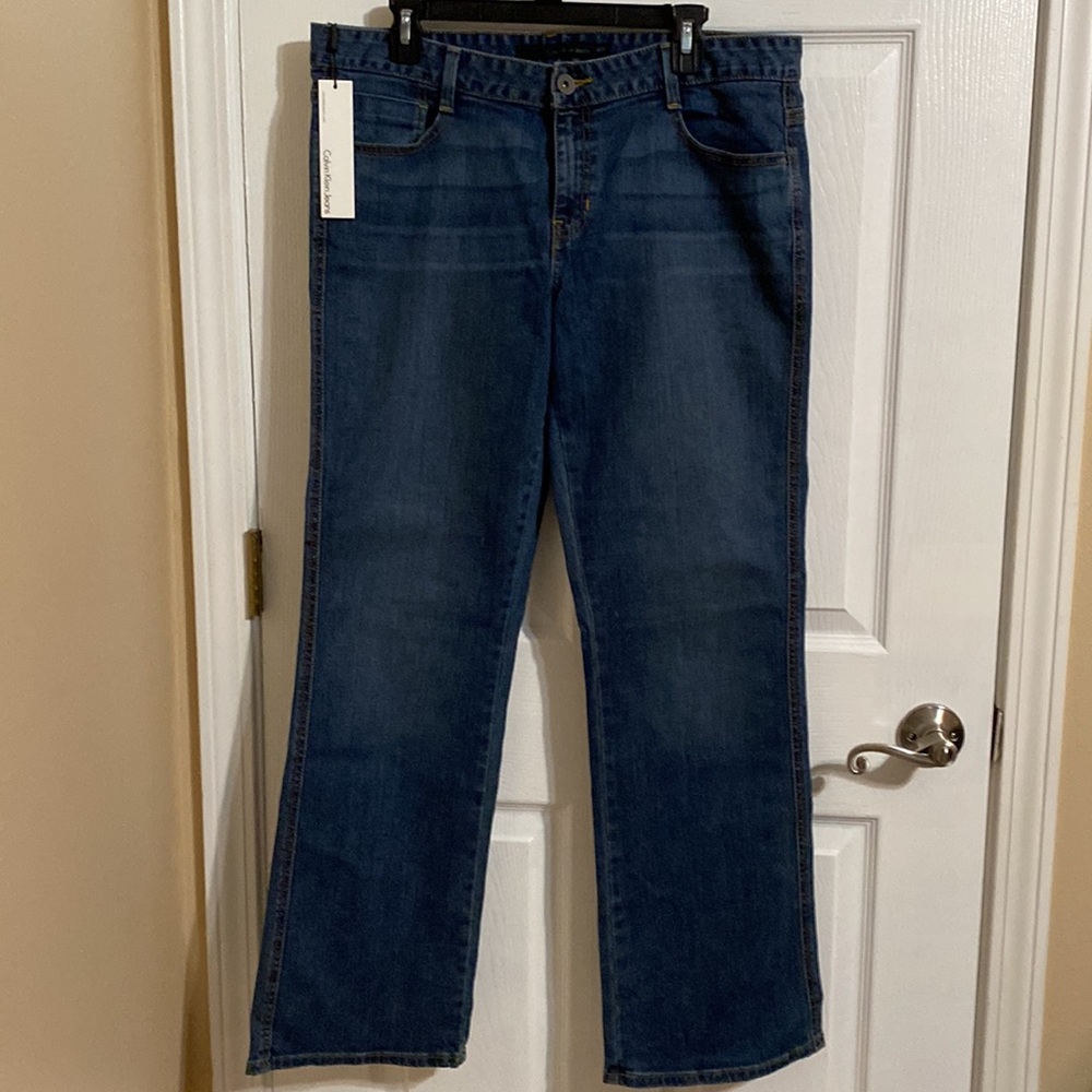 CALVIN KLEIN BOOTCUT JEANS SZ 14